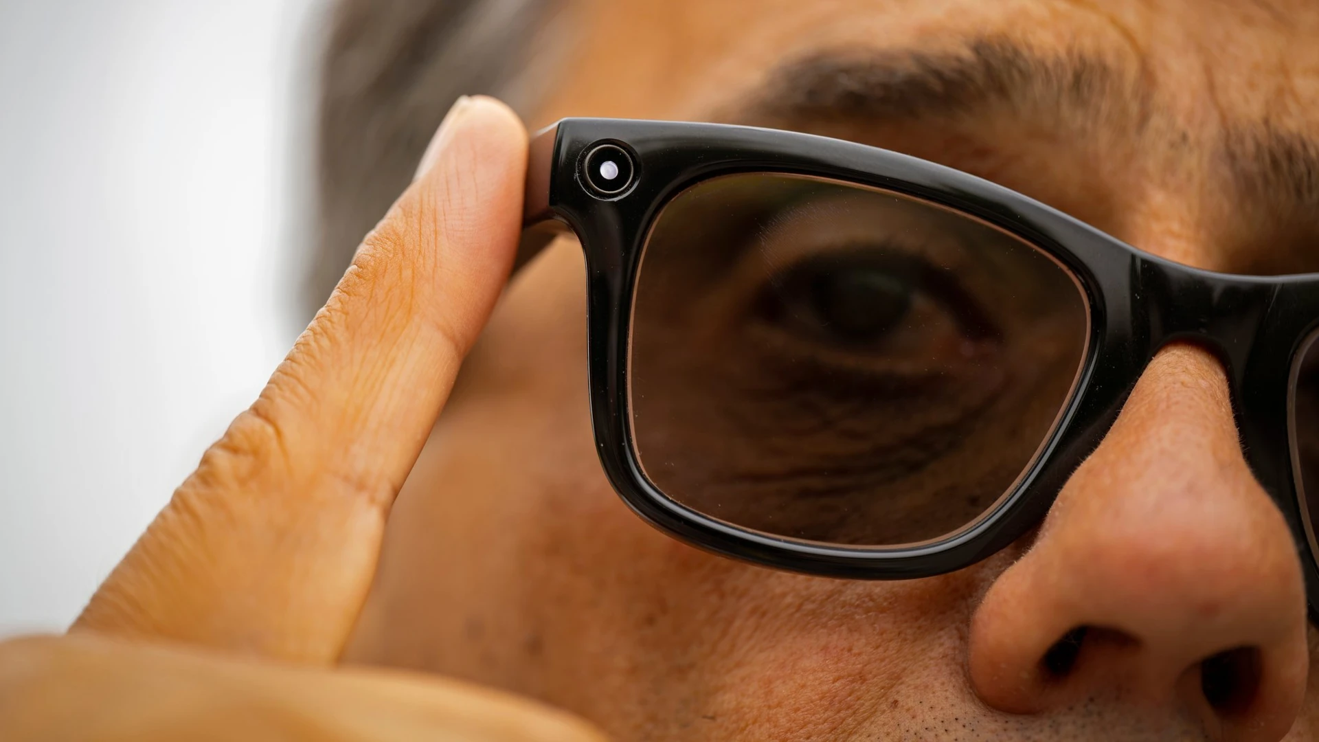 Melbourne'de İlk smart glasses yasağı